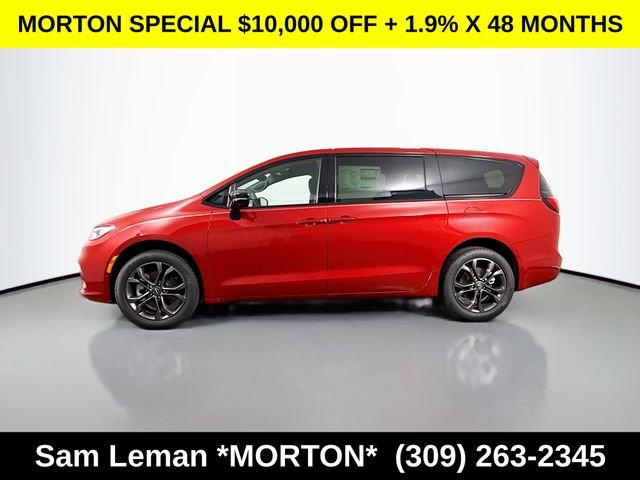 New 2026 Red Hot Pearl-Coat Exterior Paint Chrysler Select image 4