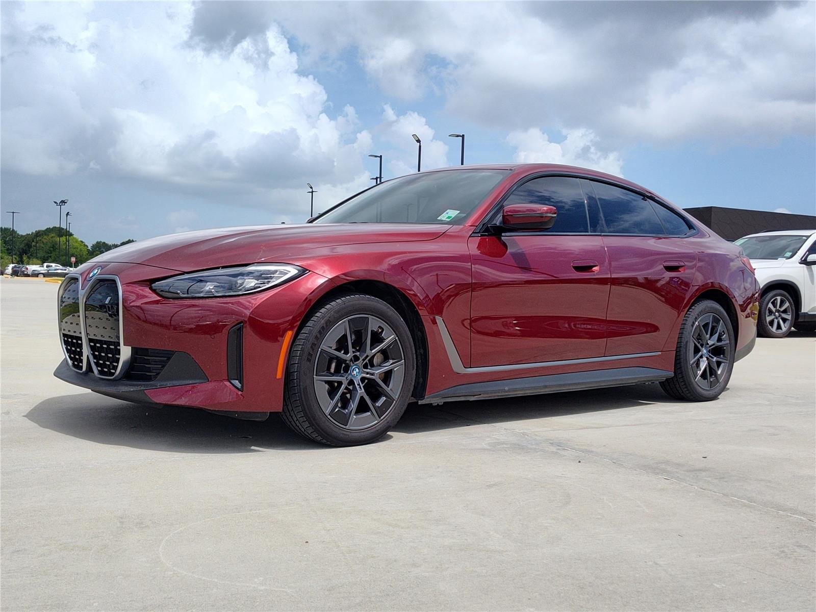 2023 BMW i4 eDrive35's photo