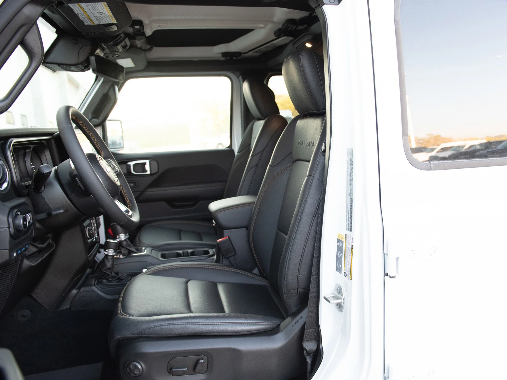 Used 2024 White Jeep Sahara* 4x4, Hybrid, Heated McKinley Leather, Dual Top Group image 20