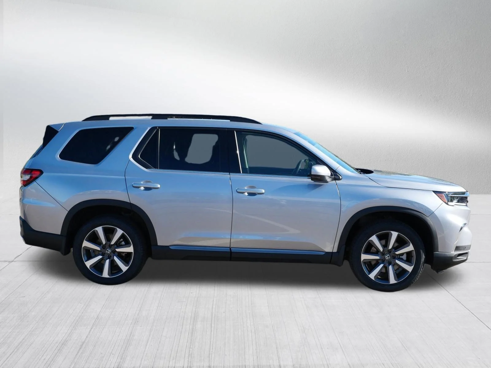 2024 Honda Pilot Touring - Photo 8
