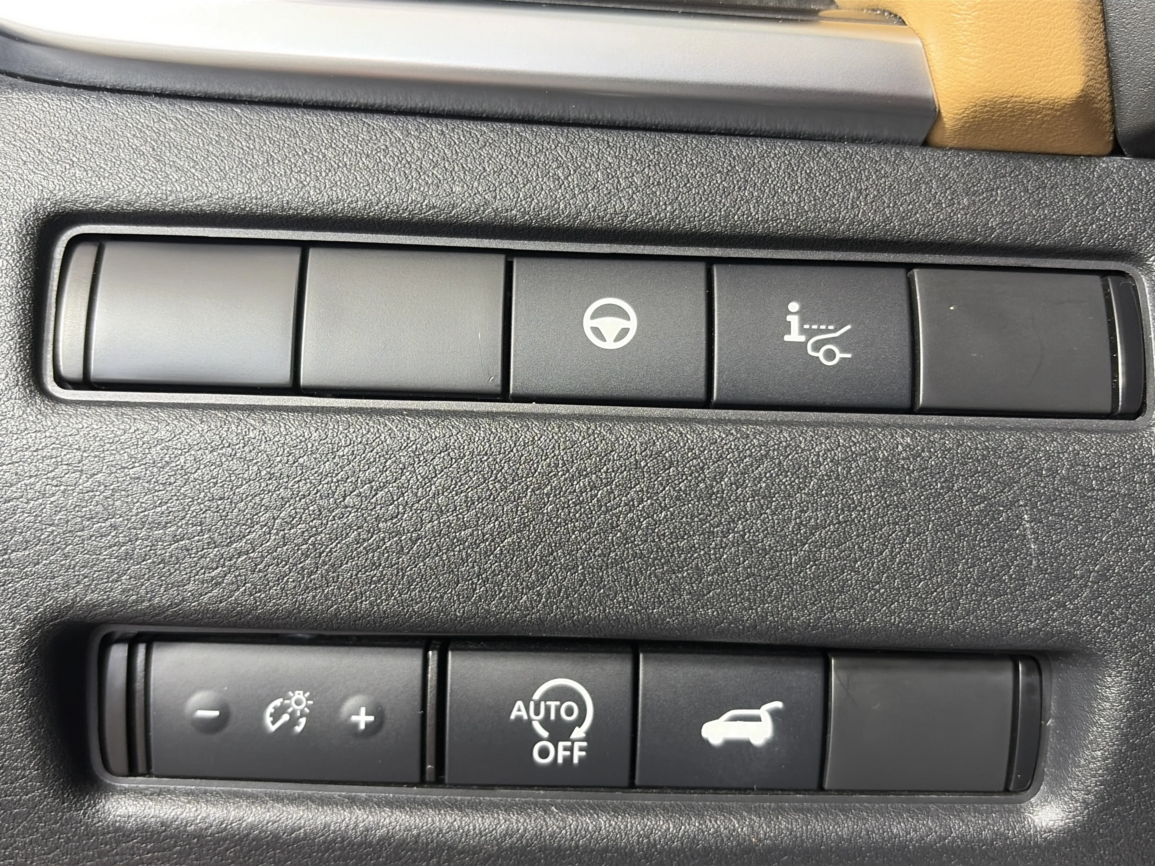 Used 2023 Scarlet Ember Tintcoat Nissan Platinum image 34