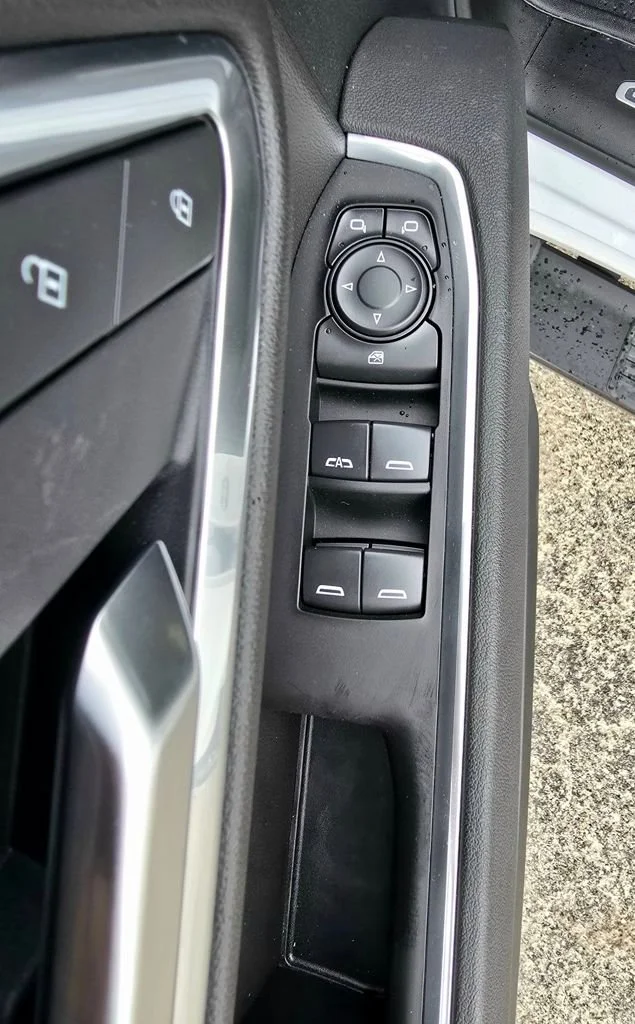 2025 Chevrolet Silverado 1500 Custom - Photo 17