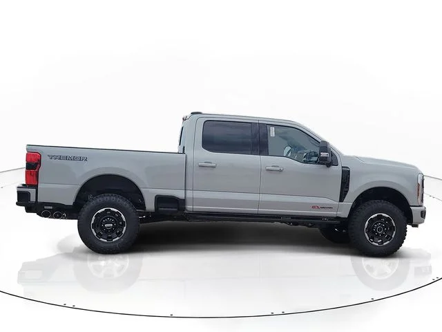 New 2026 Avalanche Ford Platinum image 4
