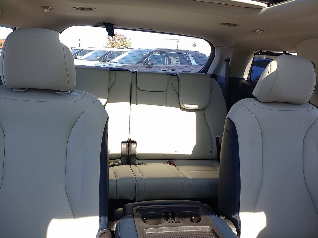 New 2026 Ivory Silver Kia SX image 8