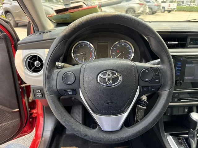 2019 Toyota Corolla LE - Photo 14