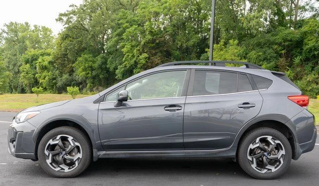 Used 2021 Gray Subaru Limited image 9