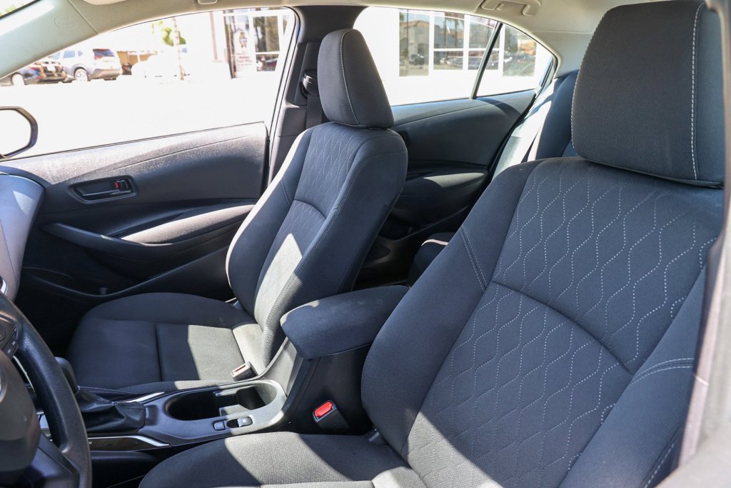 Used 2025  Toyota LE image 15