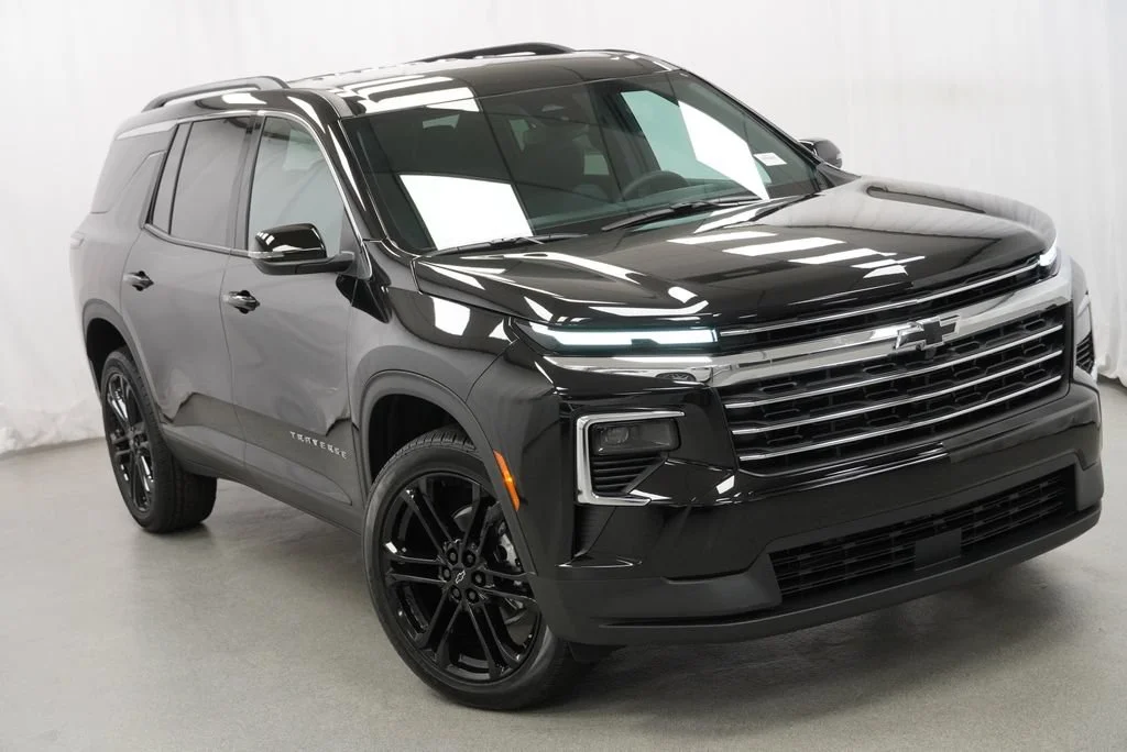 New 2027 Mosaic Black Metallic Chevrolet LT image 34