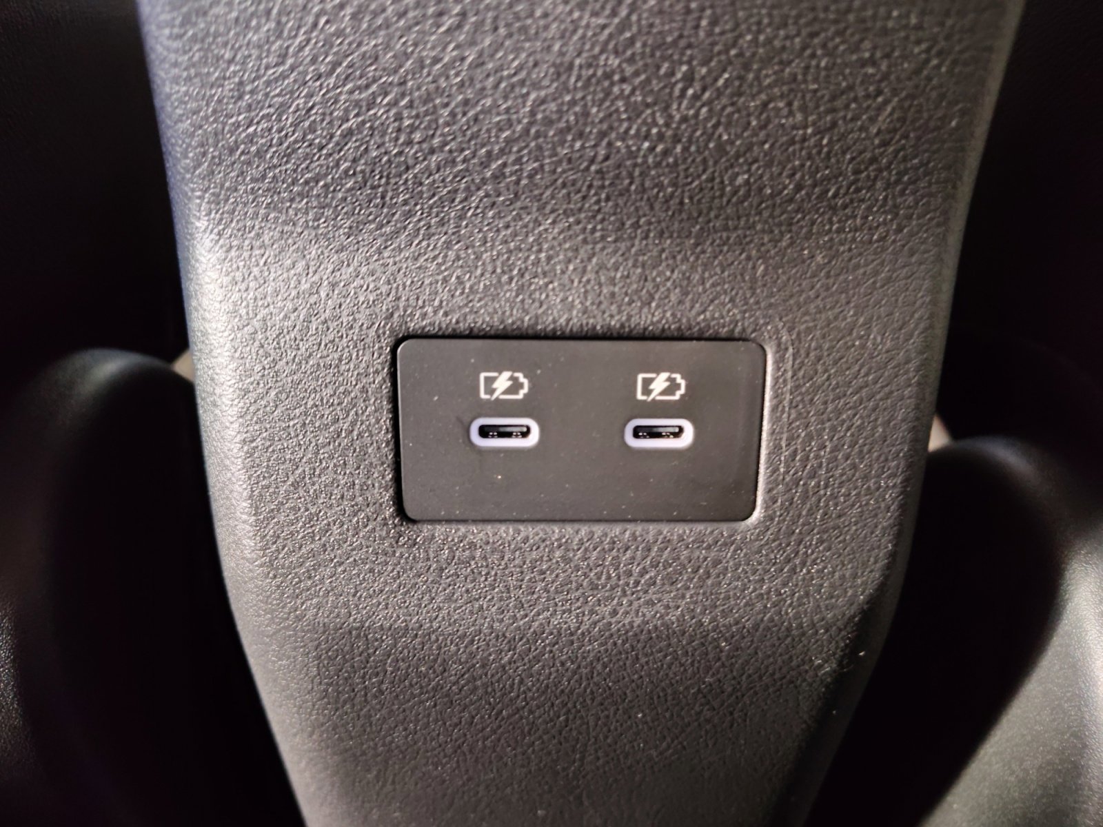 2026 Nissan KICKS SR - Photo 29