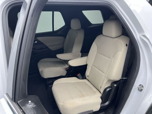 Used 2023 Summit White Chevrolet LT Cloth image 10