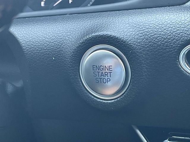 Certified Used 2022 White Hyundai Blue image 24