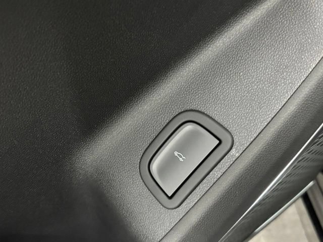 Used 2026 Ebony Twilight Metallic GMC Denali Ultimate image 23
