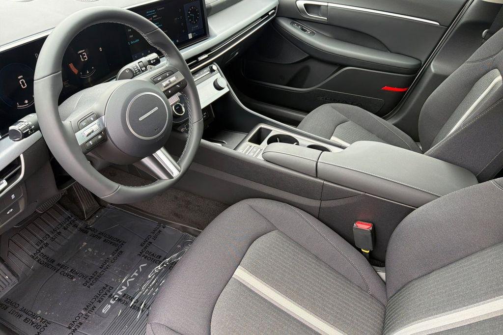 New 2026 White Hyundai SEL Sport image 7