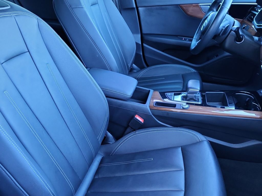2022 Audi A4 Premium - Photo 18