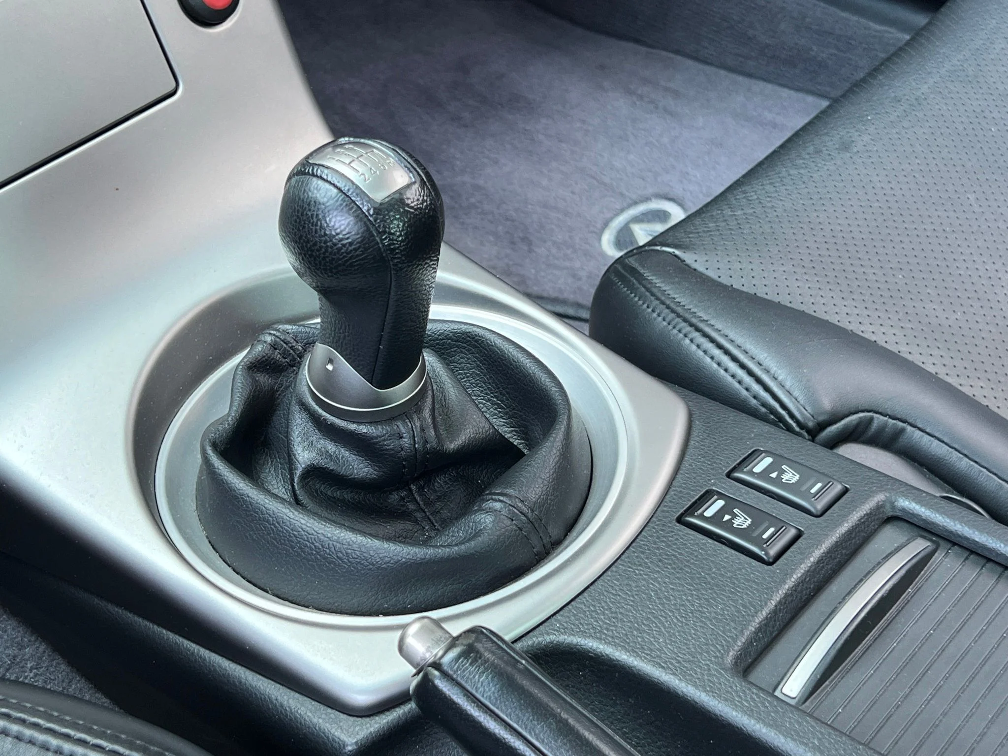 Used 2003  INFINITI Base image 27