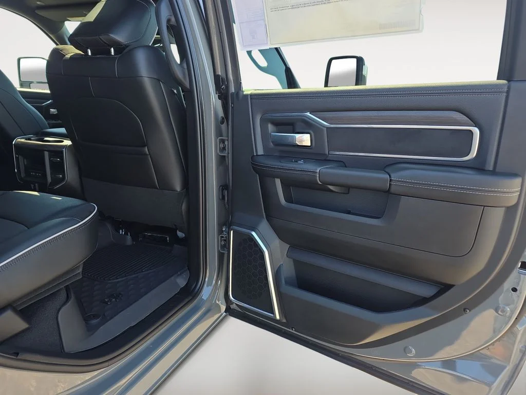 New 2026 Ceramic Gray Clearcoat Ram Laramie image 13