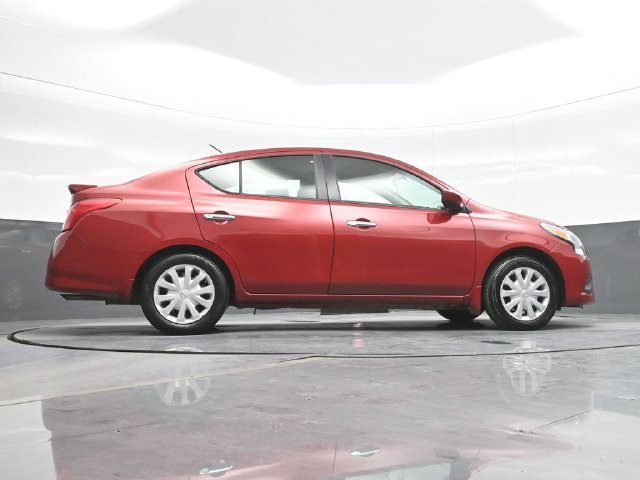 Used 2015 Red Nissan 1.6 SV image 25