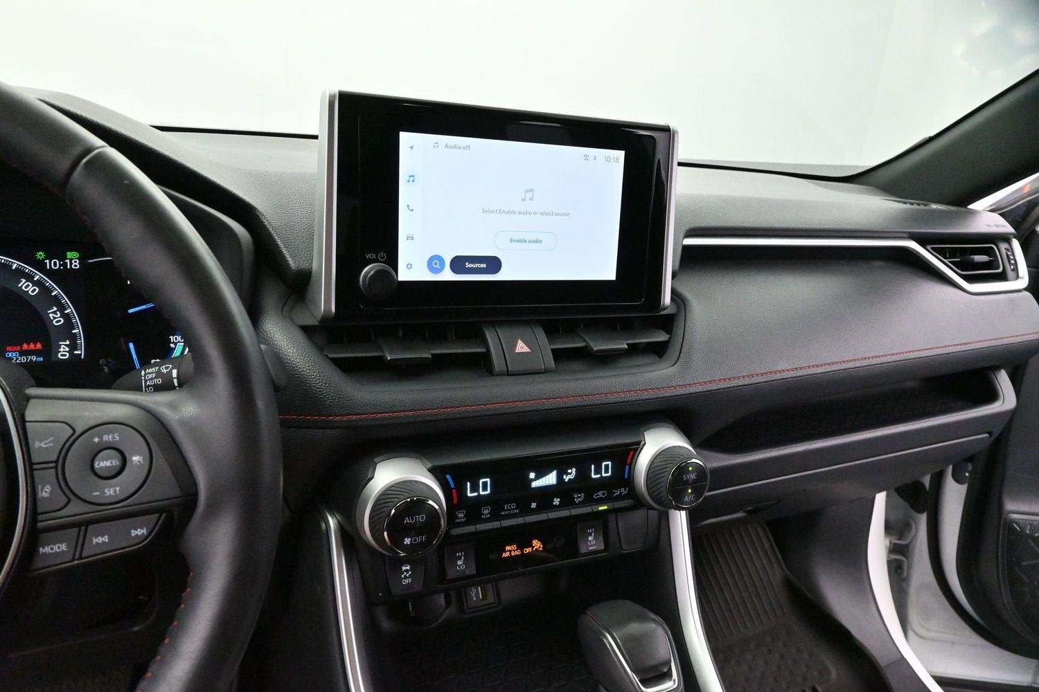 Used 2024 Ice Cap Toyota SE image 17