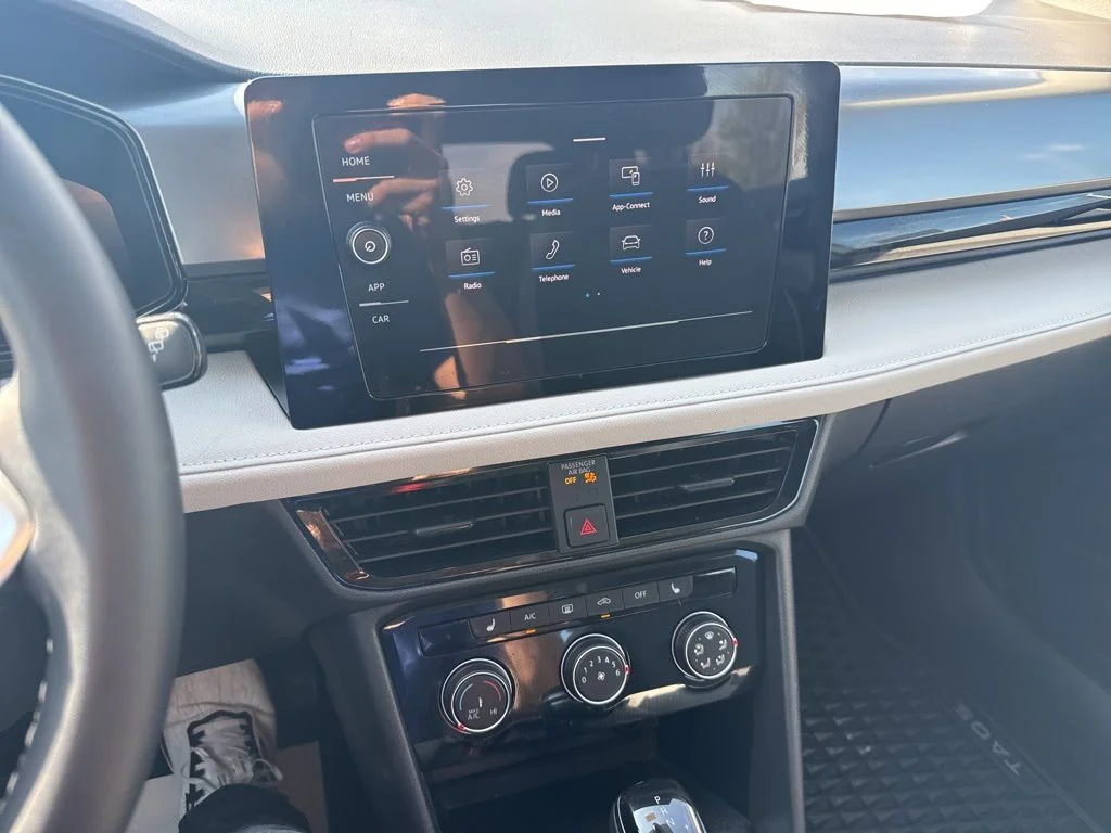 2025 Volkswagen Taos S - Photo 40