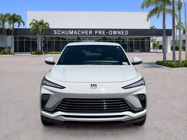 Used 2024 White Buick Preferred image 2