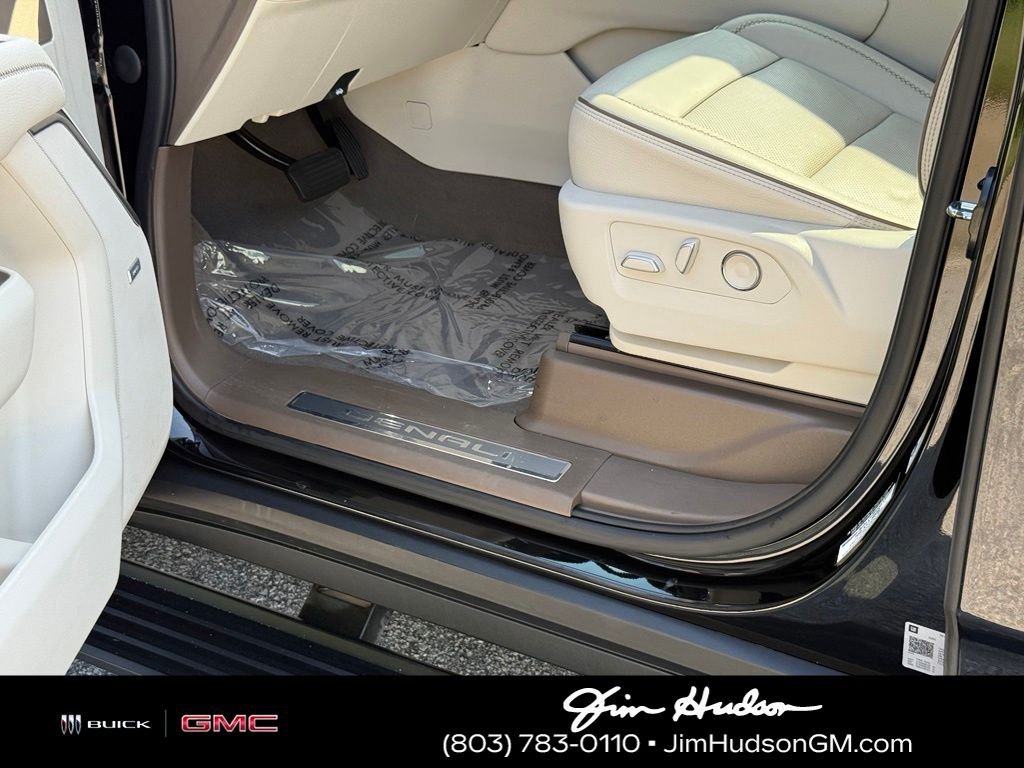 Used 2021 Black GMC Denali image 24