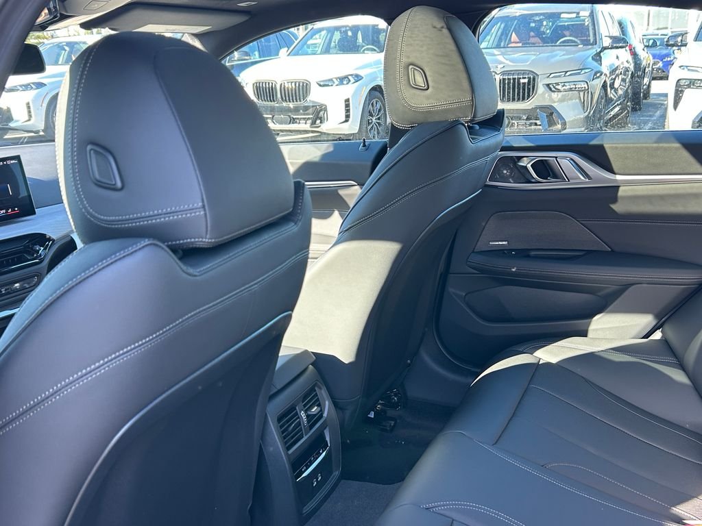 New 2026 Skyscraper Grey Metallic BMW eDrive40 image 31