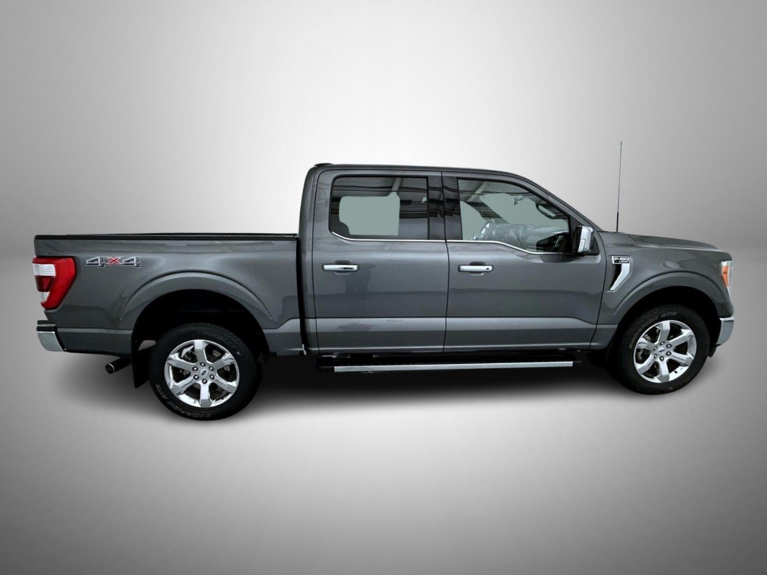 Used 2021 Gray Ford Lariat image 4