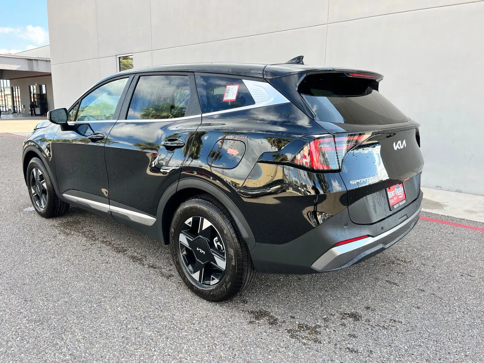 New 2026 Black Kia LX image 5