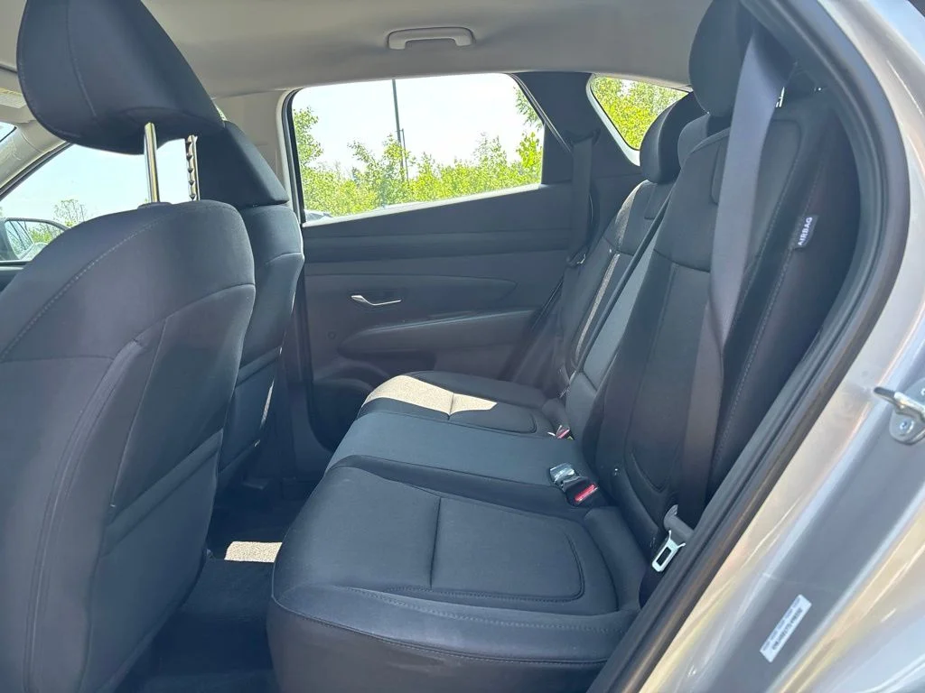 New 2026 Silver Hyundai Blue SE image 11