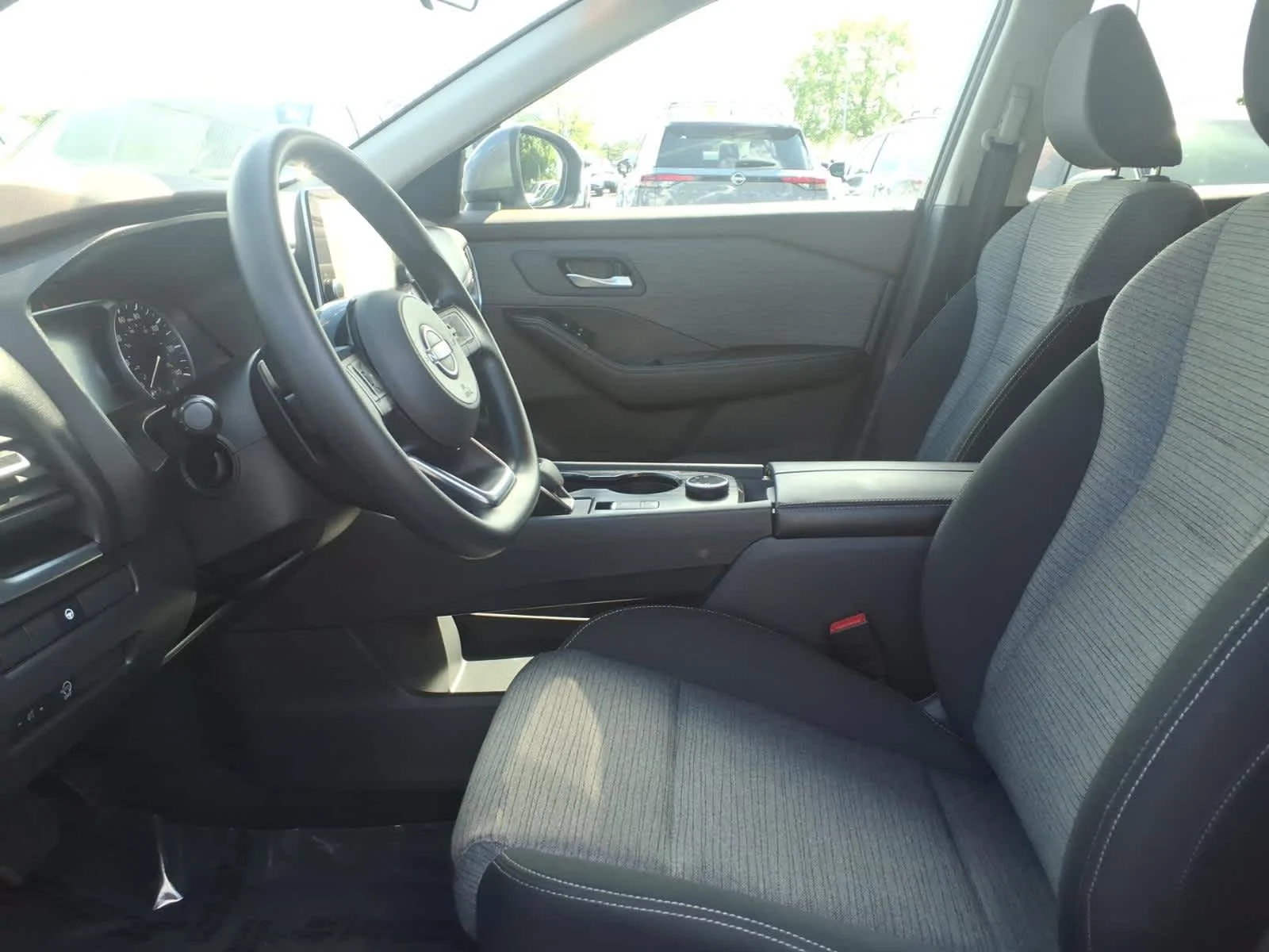 Certified Used 2023 Gun Metallic Nissan SV image 12