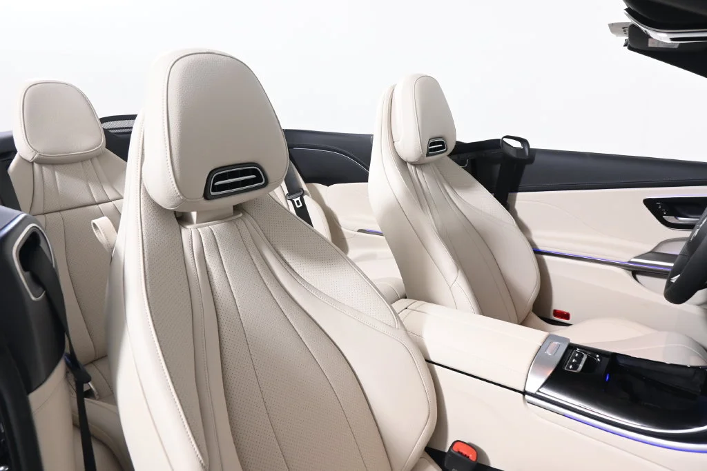 New 2027 Black Mercedes-Benz CLE 300 image 38