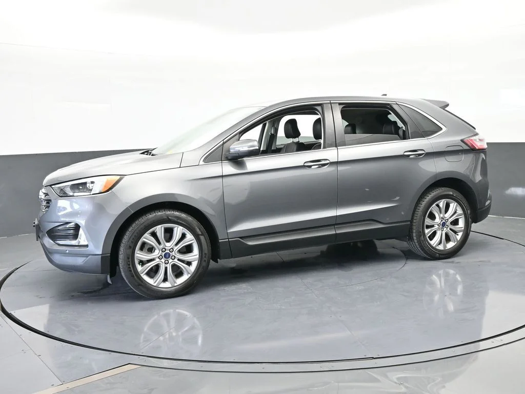 Used 2022 Gray Metallic Ford Titanium image 2