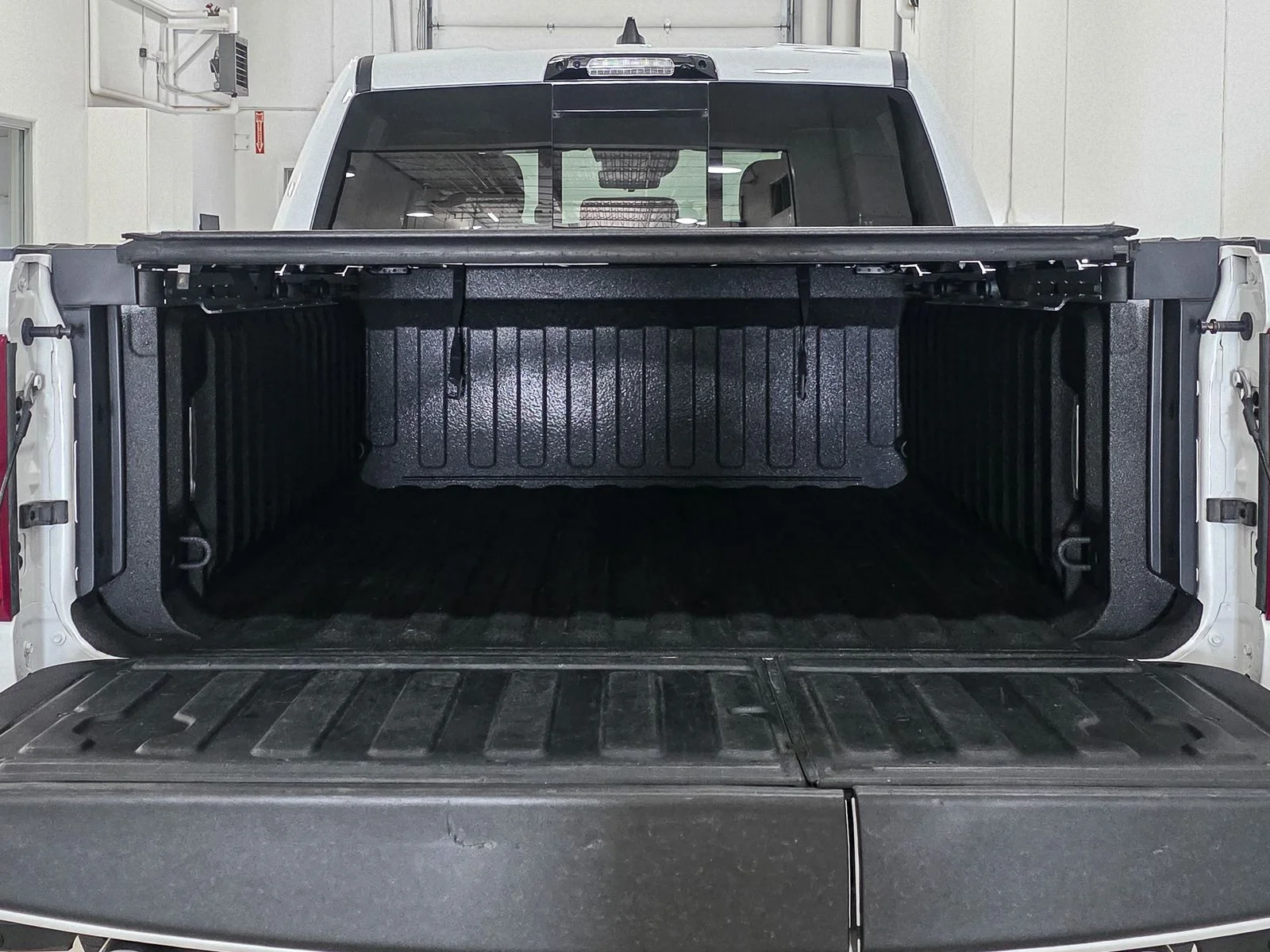 2023 RAM Ram 1500 Pickup Limited - Photo 17