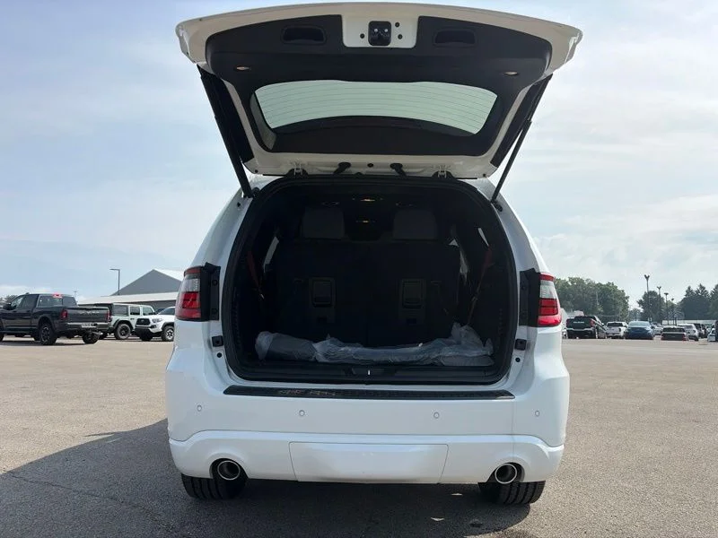 New 2026 White Knuckle Clear-Coat Exterior Paint Dodge GT Plus image 9