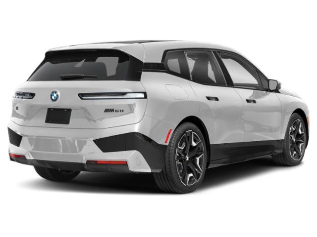 Used 2025 Mineral White Metallic BMW xDrive50 image 2