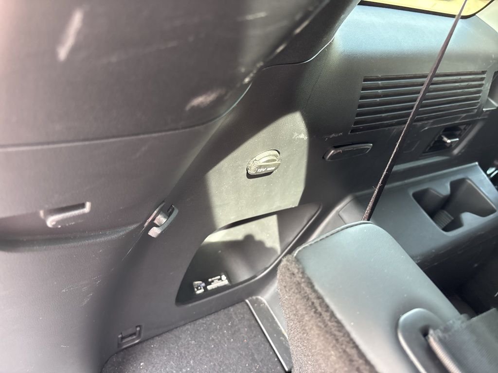 Used 2025 Gray Hyundai SEL image 36