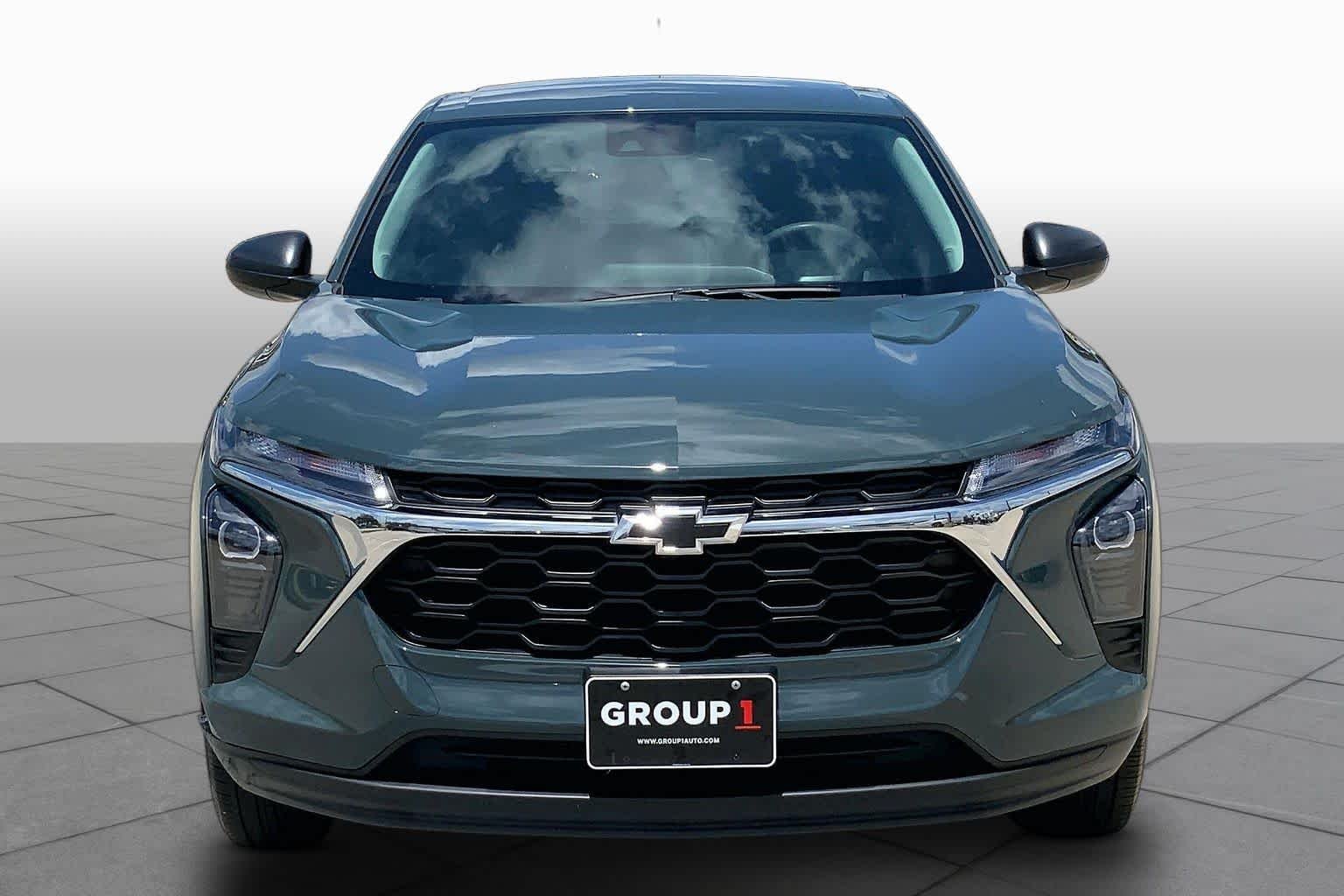Used 2025 Cypress Gray Chevrolet LS image 4