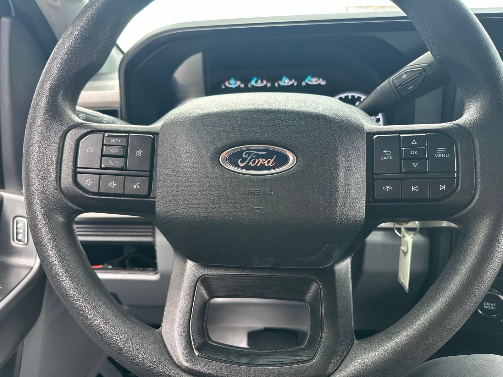 Used 2024 Silver Metallic Ford XLT image 25
