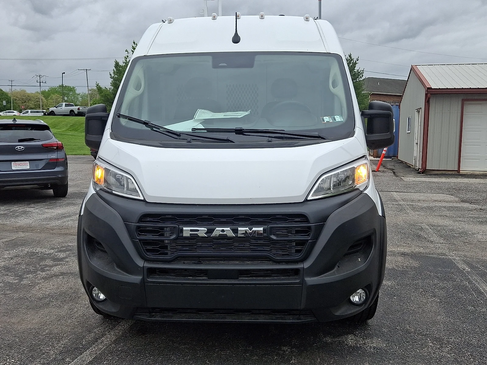 New 2026 Bright White Clear-Coat Exterior Paint RAM High Roof image 3