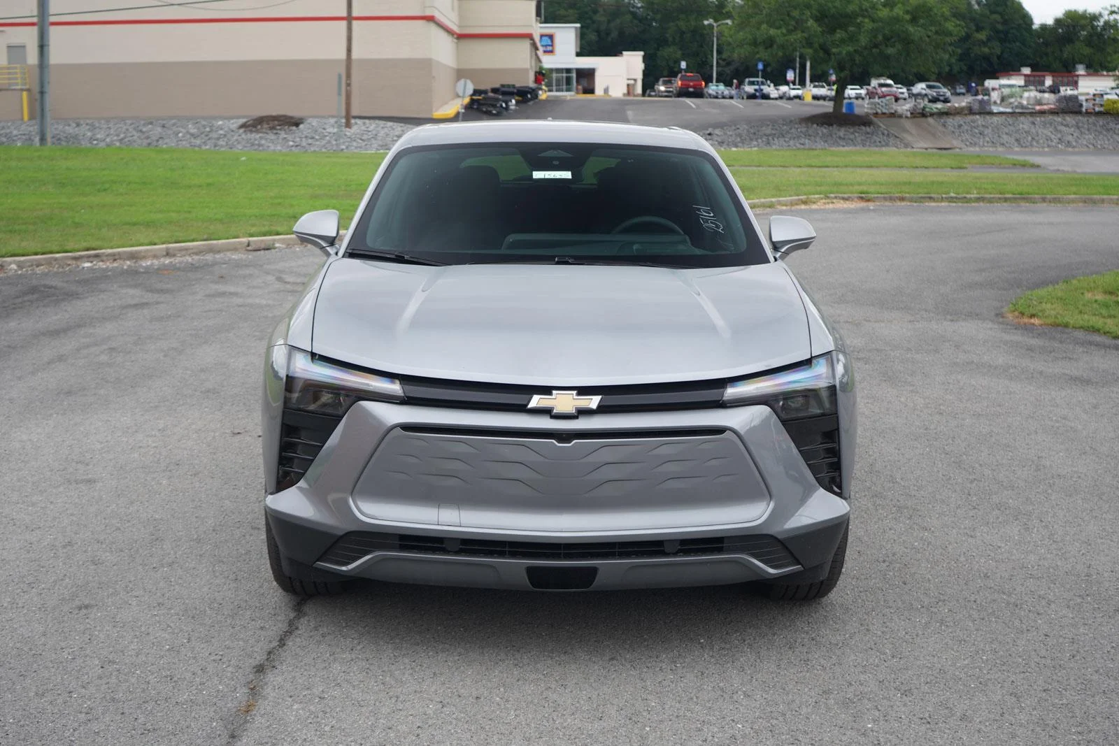 New 2025 Sterling Gray Metallic Chevrolet LT image 9