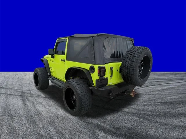 Used 2017 Hypergreen Clearcoat Jeep Sport image 6