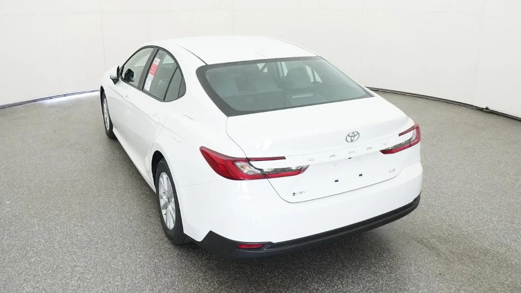 New 2026 Ice Cap Toyota LE image 4