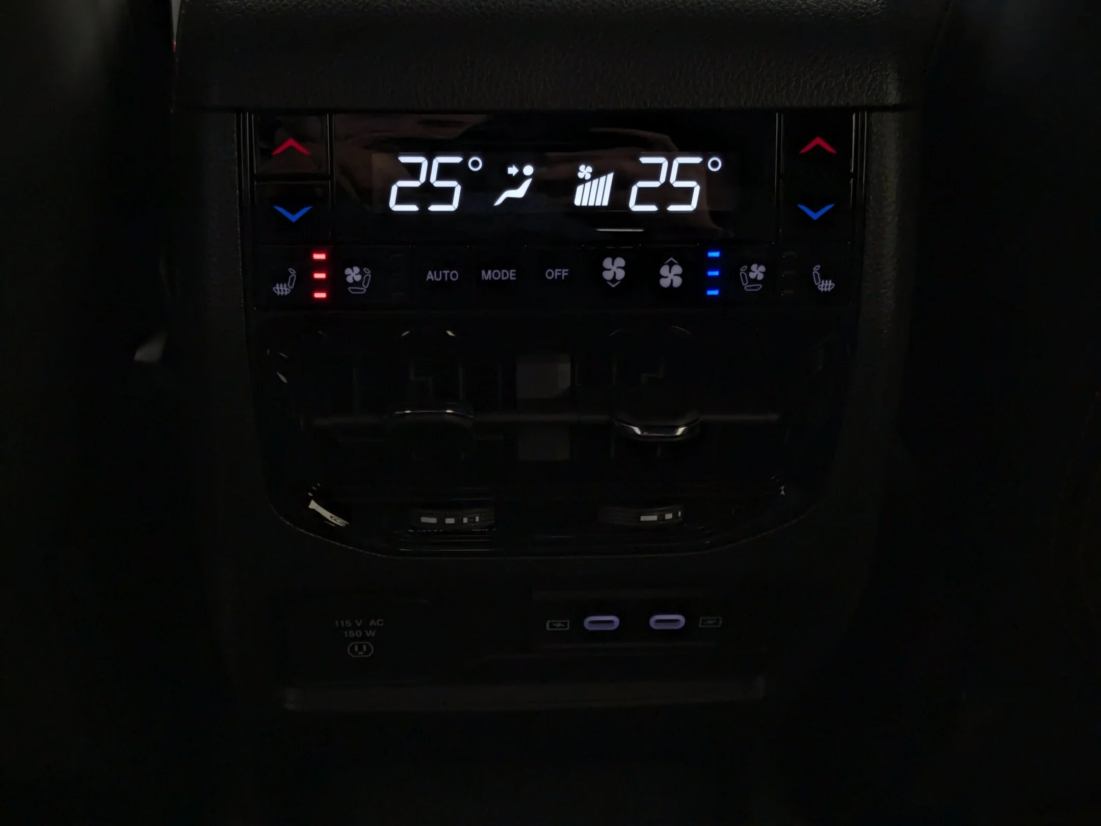 New 2026 White Jeep Summit - - Obsidian Pkg - Palermo Leather - Massage Seats - CommandView Pano Sunroof & More! image 32