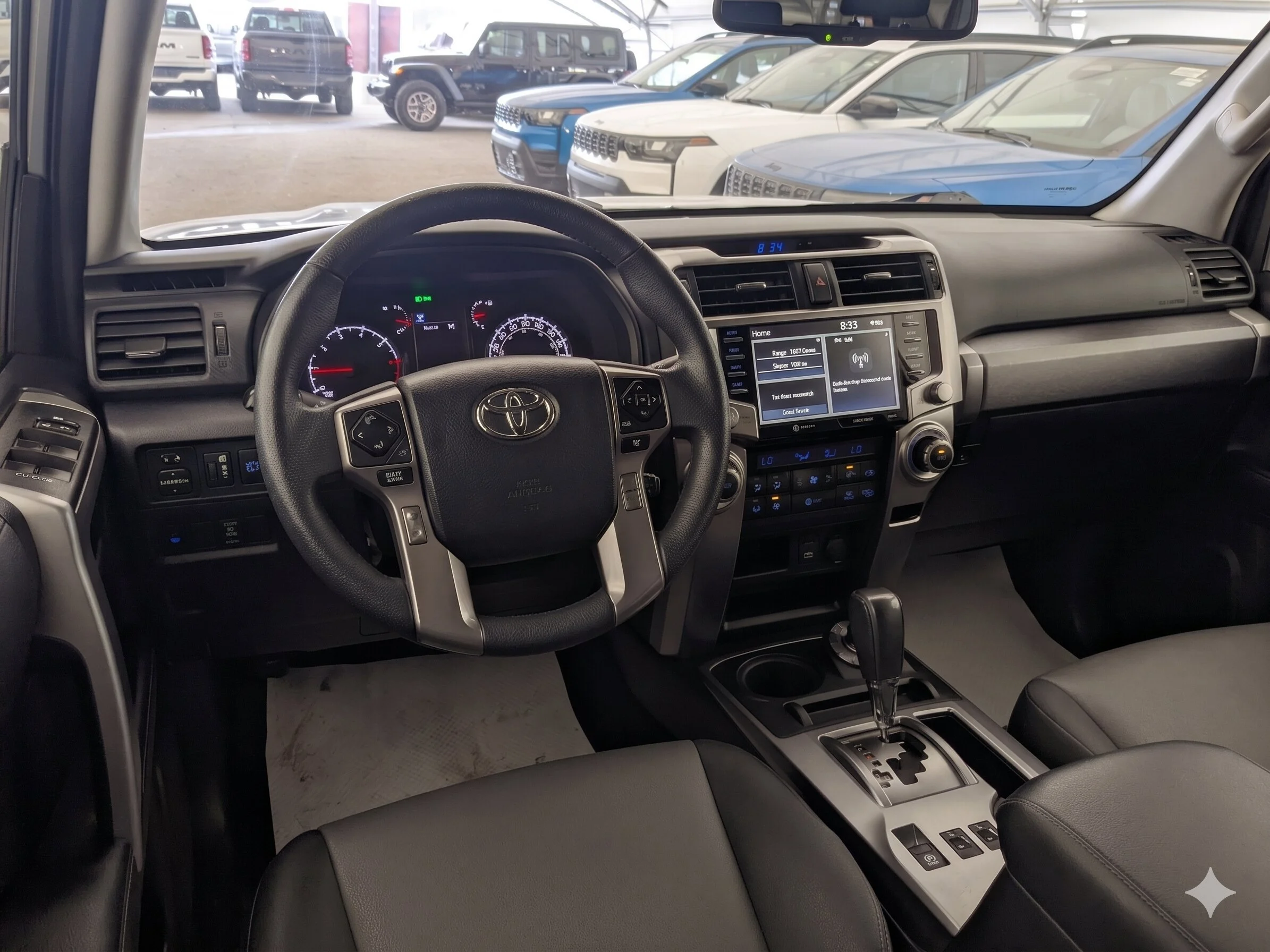 Used 2020 Silver Toyota 4DR 4WD - Leather - Sunroof - Back Up Cam - image 24
