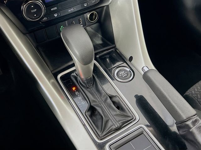 2019 Mitsubishi Eclipse Cross LE - Photo 20