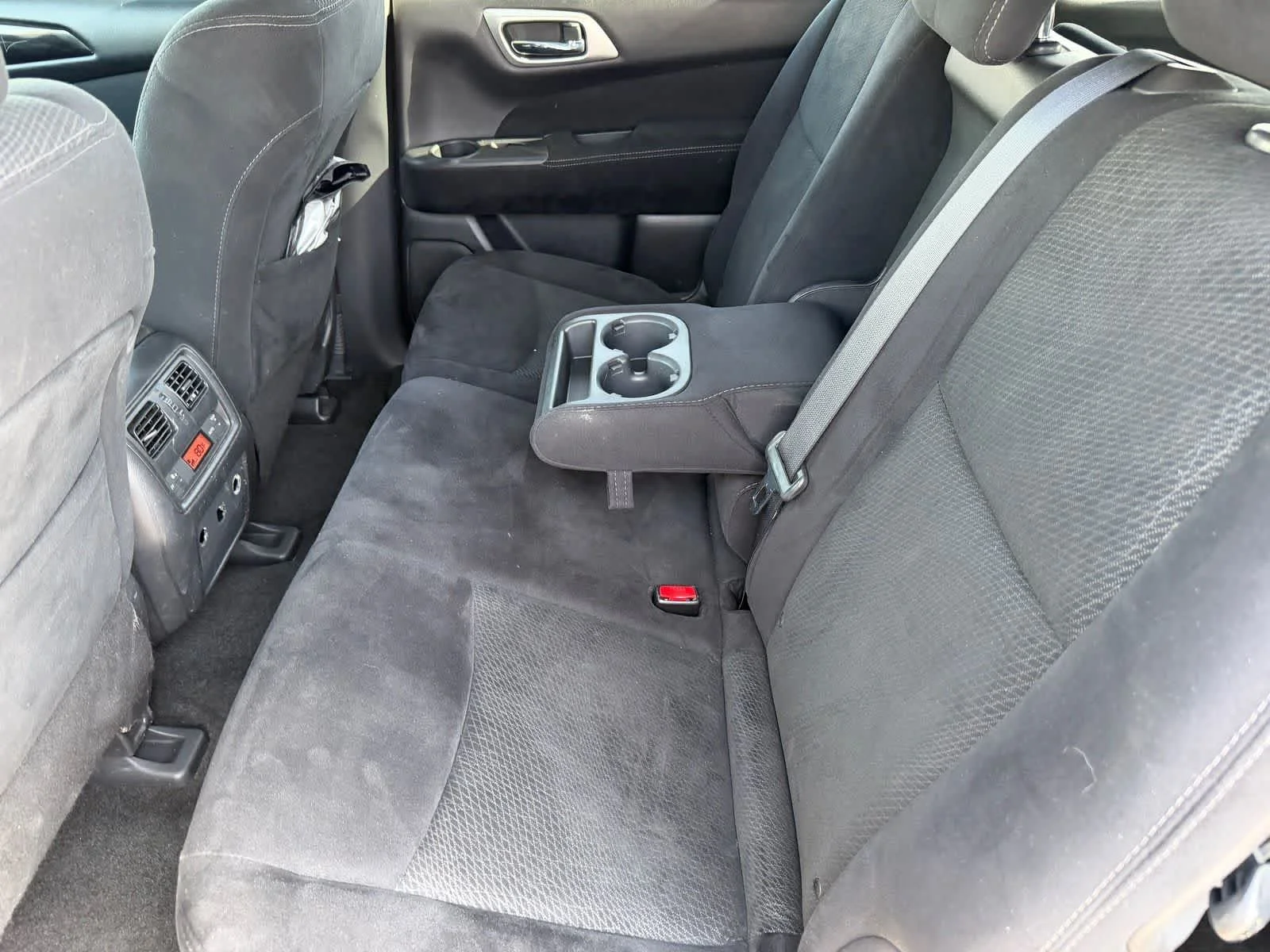 Certified Used 2015 Magnetic Black Nissan S image 12