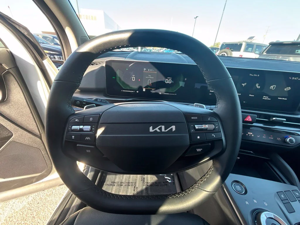 Used 2026 White Kia EX image 13