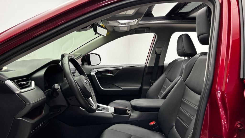Used 2025 Red Toyota Limited image 12