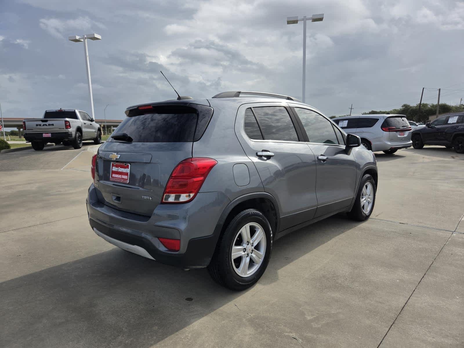Used 2019 Satin Steel Metallic Chevrolet LT image 5
