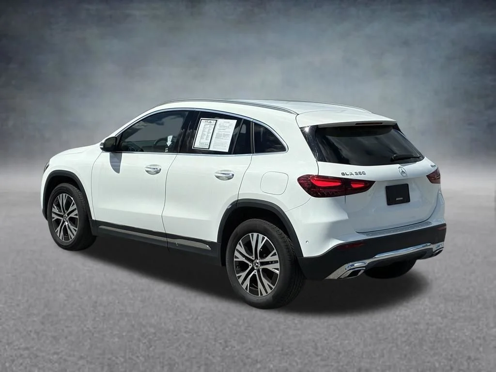 Used 2025 White Mercedes-Benz GLA 250 image 3